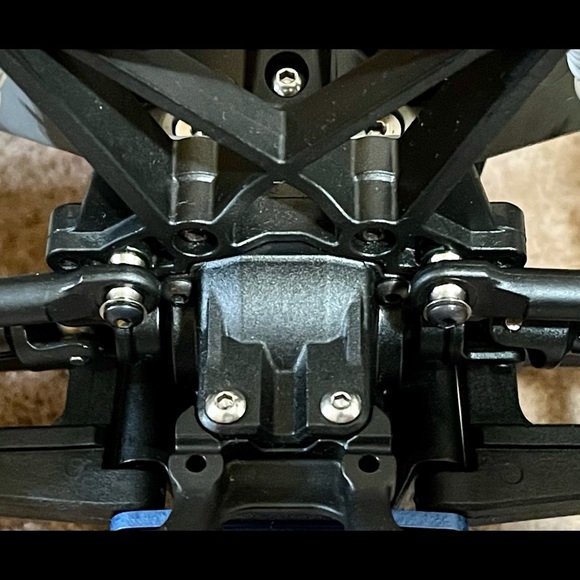 Stampede VXL Brushless--very clean and almost like new - Picture 9 of 9